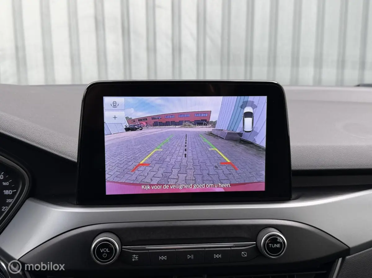 1.0 EcoBoost Hybrid Connected | Carplay |