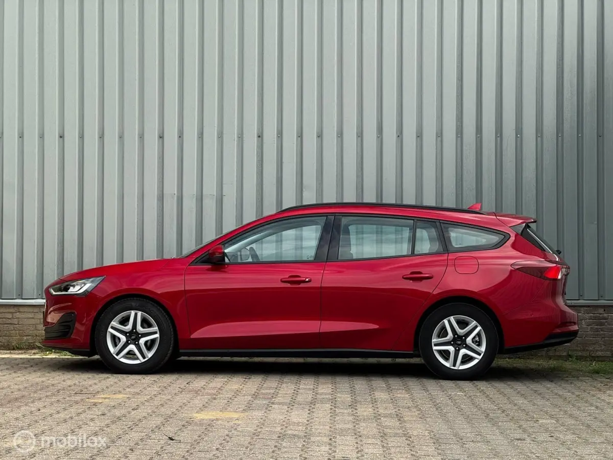 1.0 EcoBoost Hybrid Connected | Carplay |