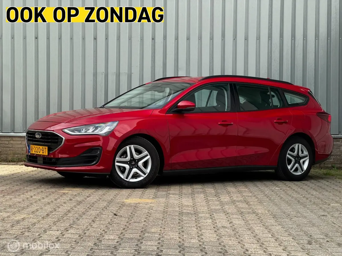 1.0 EcoBoost Hybrid Connected | Carplay |