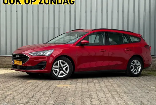 1.0 EcoBoost Hybrid Connected | Carplay |