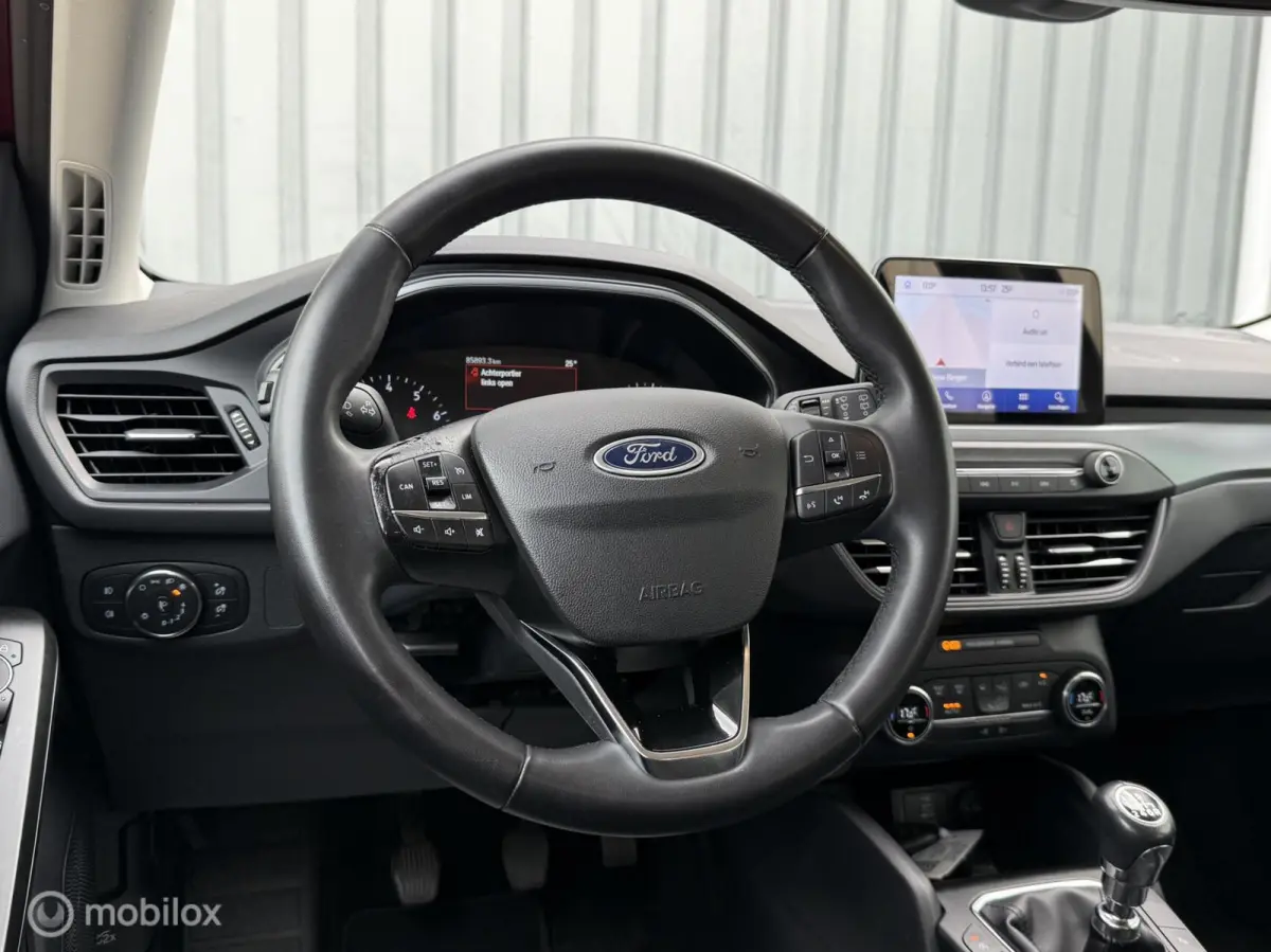 1.0 EcoBoost Hybrid Connected | Carplay |