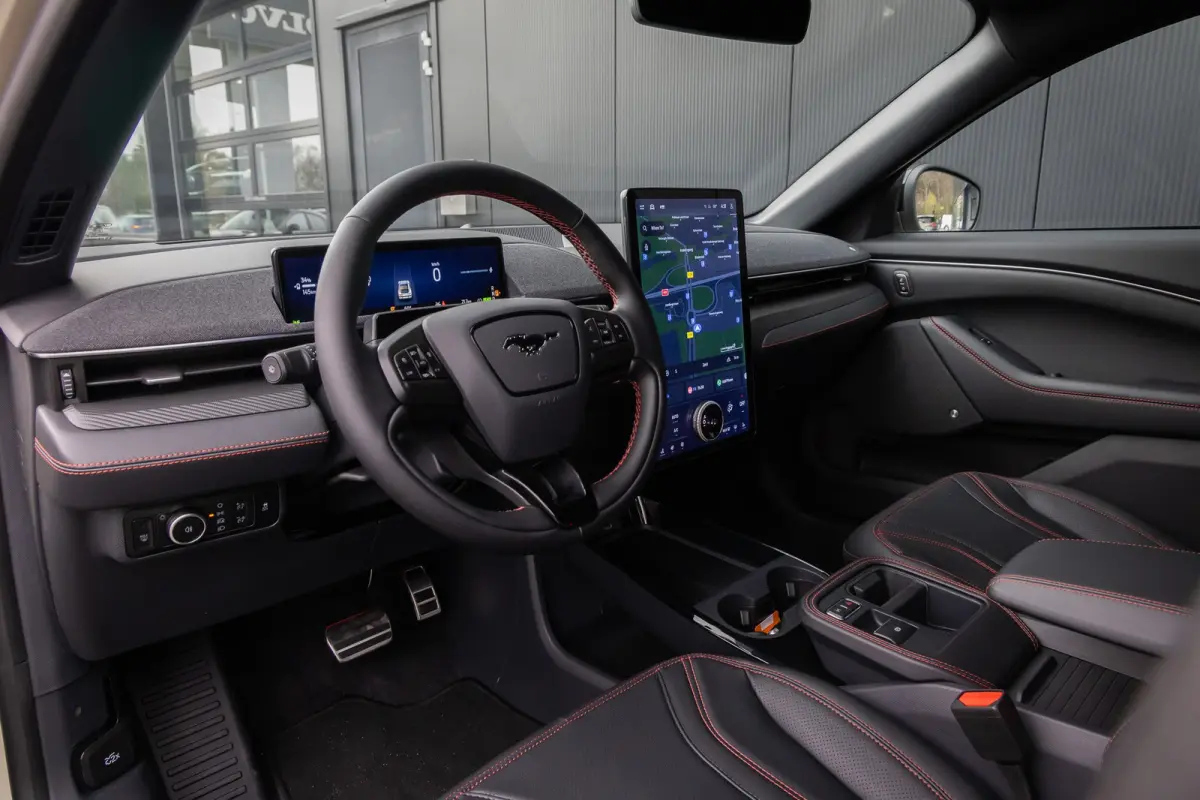 Extended Premium RWD 91 kWh | 19 inch velgen | Adaptive Cruise | Aut. achterklep | | Full LED | Premium Audio
