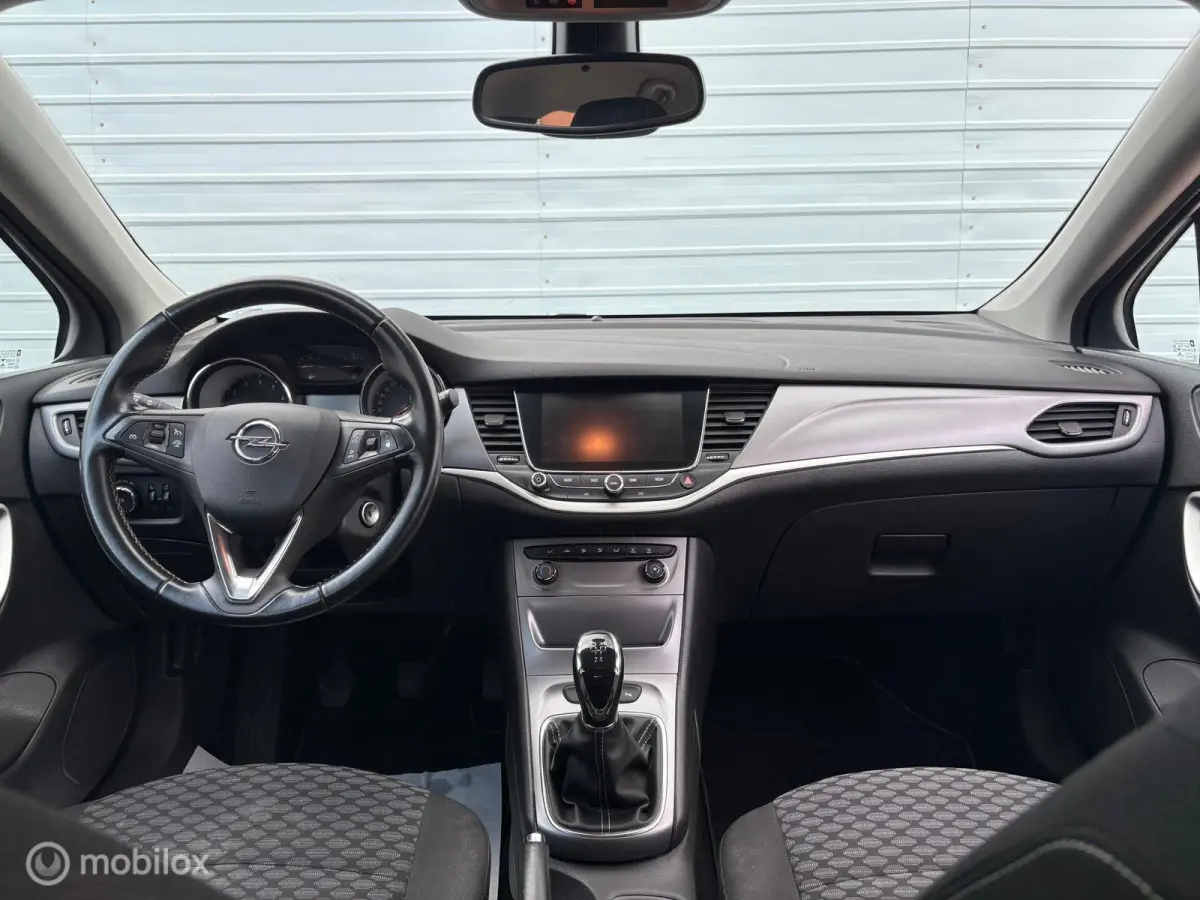 1.0 Online | Carplay | Airco | PDC