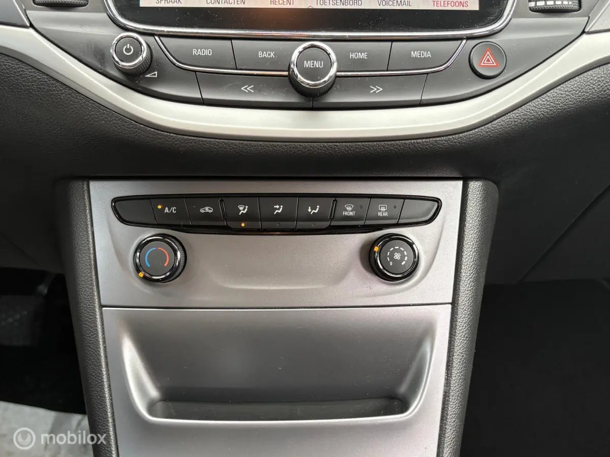 1.0 Online | Carplay | Airco | PDC
