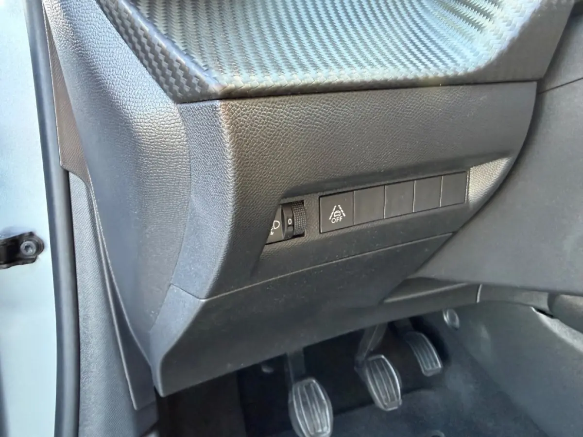 1.2 PT ACTIVE PACK NAVI AIRCO/ECC PDC