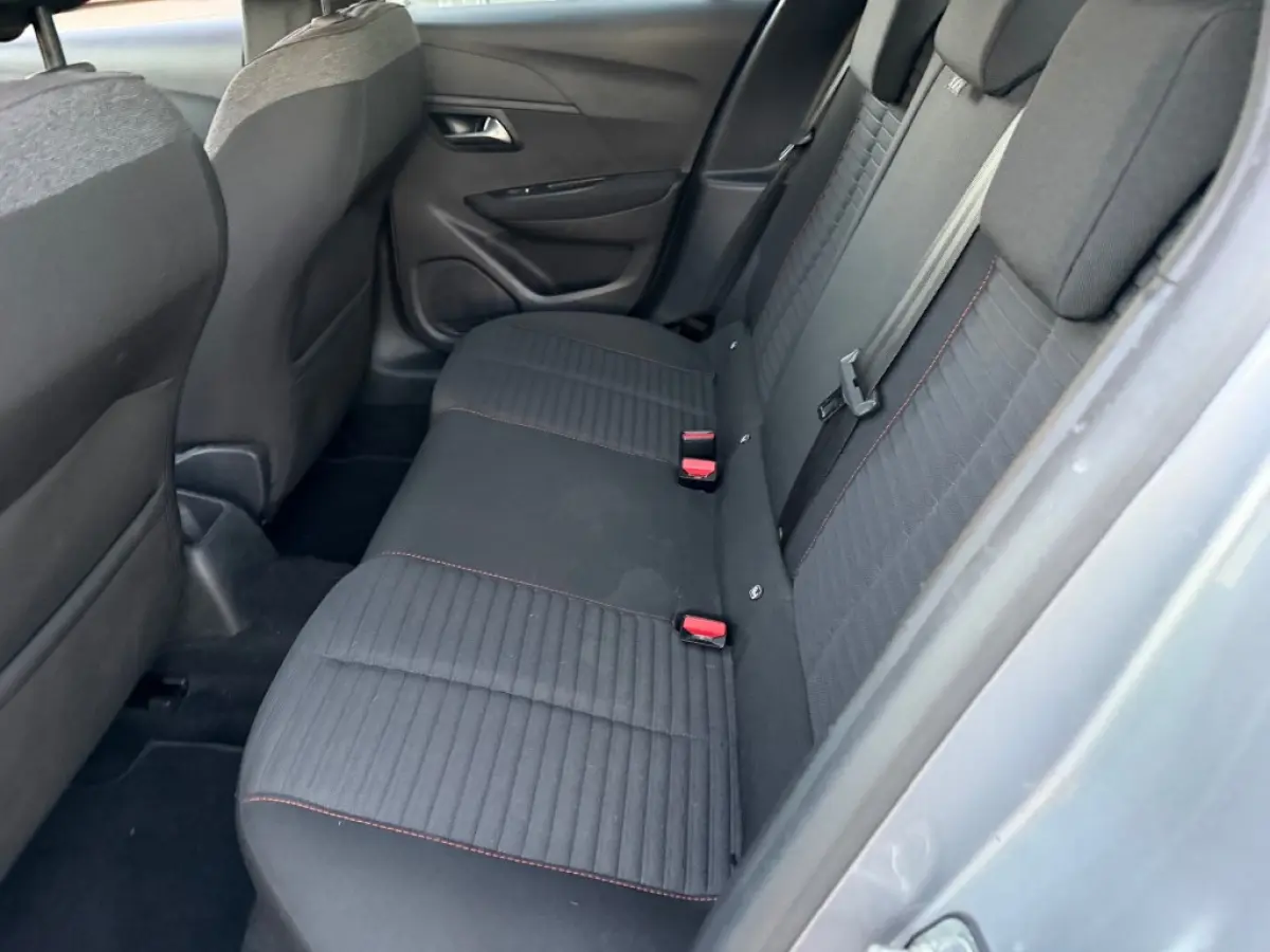 1.2 PT ACTIVE PACK NAVI AIRCO/ECC PDC