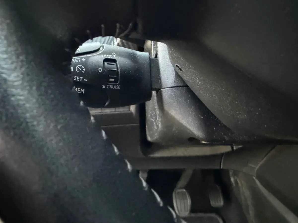 1.2 PT ACTIVE PACK NAVI AIRCO/ECC PDC