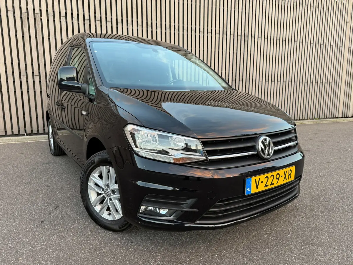 2.0 TDI Highline Automaat Zeer netjes!