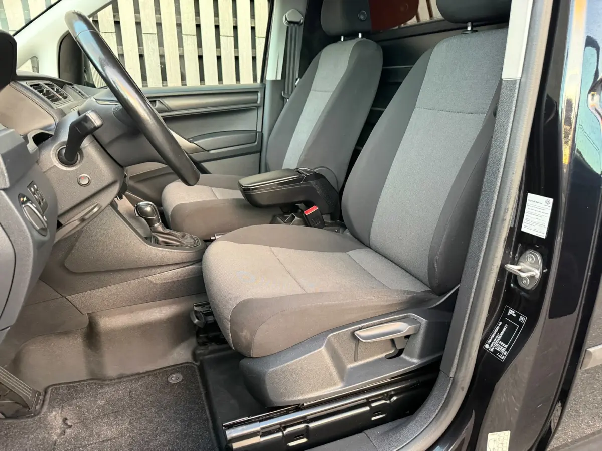 2.0 TDI Highline Automaat Zeer netjes!