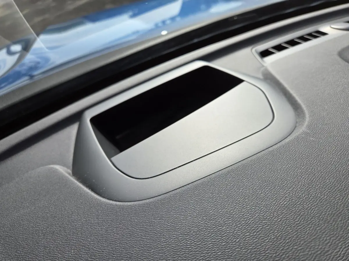 2.0 T5 AWD R-Design | Panorama/Trekhaak/Luchtvering/HUD/360 | 1e Eigenaar / Dealer onderhouden