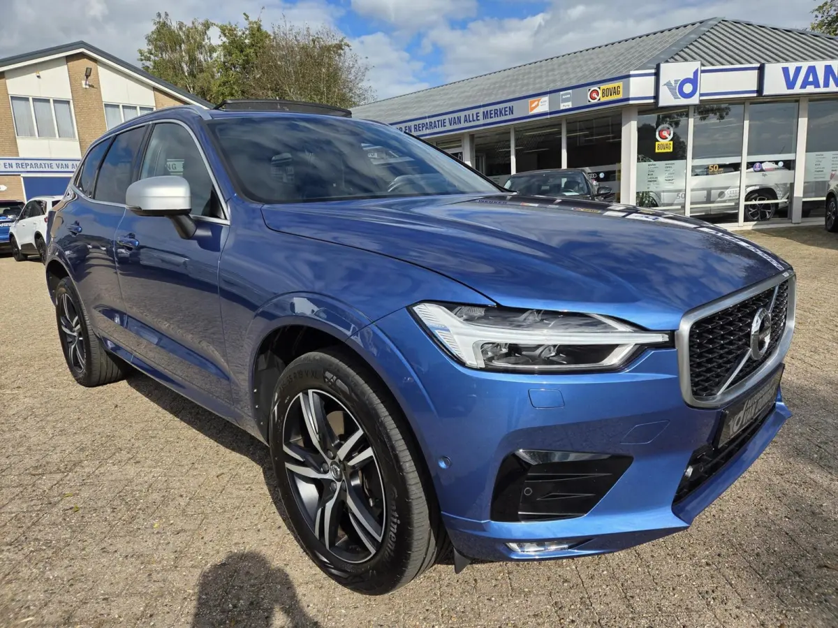 2.0 T5 AWD R-Design | Panorama/Trekhaak/Luchtvering/HUD/360 | 1e Eigenaar / Dealer onderhouden
