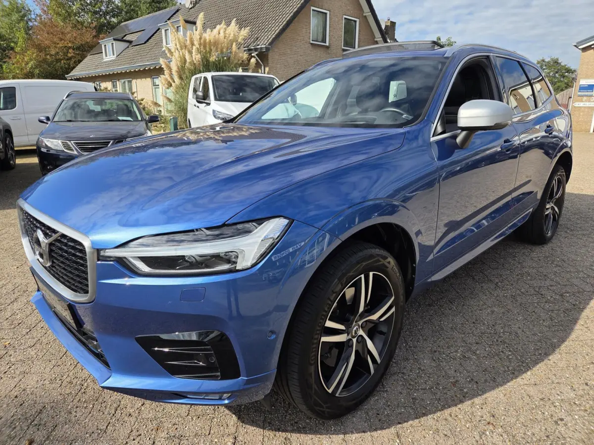 2.0 T5 AWD R-Design | Panorama/Trekhaak/Luchtvering/HUD/360 | 1e Eigenaar / Dealer onderhouden