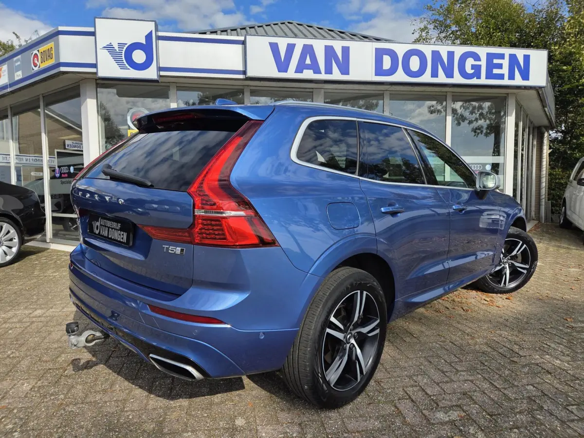 2.0 T5 AWD R-Design | Panorama/Trekhaak/Luchtvering/HUD/360 | 1e Eigenaar / Dealer onderhouden