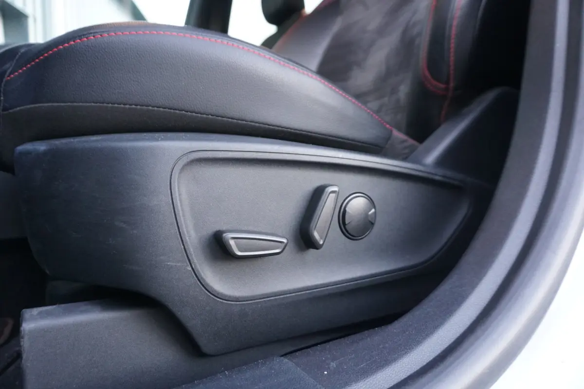 2.5 PHEV ST-Line X | STOEL/STUURVERW. | TREKHAAK | FULL LED |