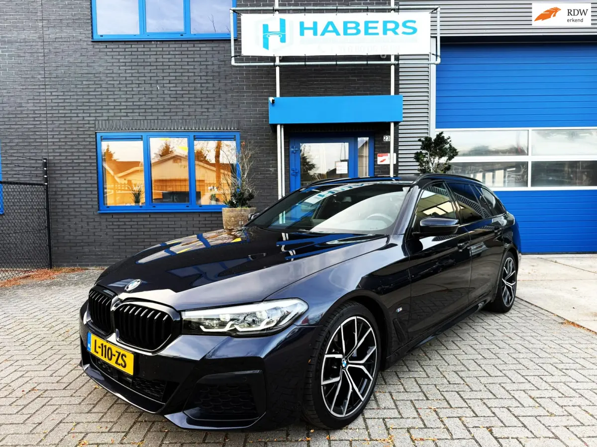 520d High Executive 190PK|Prof Navi|AUT|M-Pakket|Camera|Virtual Cockpit|Adaptive|StuurVW|Sportstoelen|SfeerVL