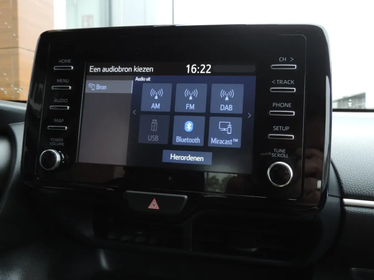 1.5 Hybrid Dynamic 22.000km | 1e Eig | NLauto | LED kopl | 16'' Lmvelgen | Camera | ECC | CarPlay | Ad.cruise