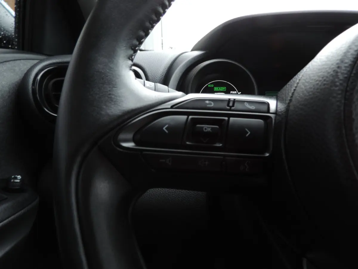 1.5 Hybrid Dynamic 22.000km | 1e Eig | NLauto | LED kopl | 16'' Lmvelgen | Camera | ECC | CarPlay | Ad.cruise