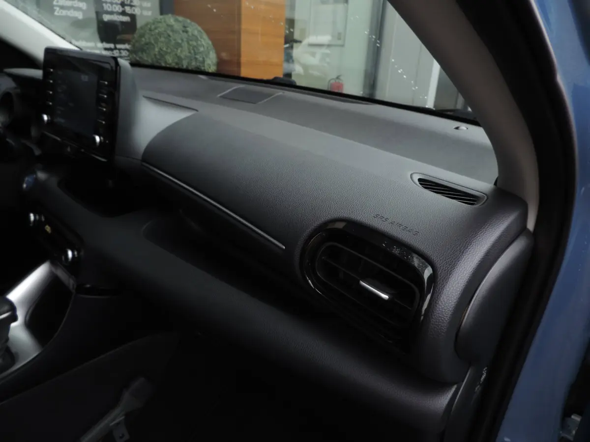 1.5 Hybrid Dynamic 22.000km | 1e Eig | NLauto | LED kopl | 16'' Lmvelgen | Camera | ECC | CarPlay | Ad.cruise