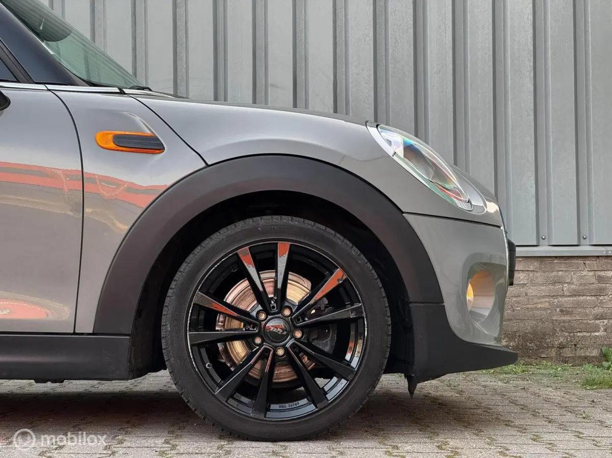 1.5 One Salt Business | 5-Deurs | A/C | Cruise