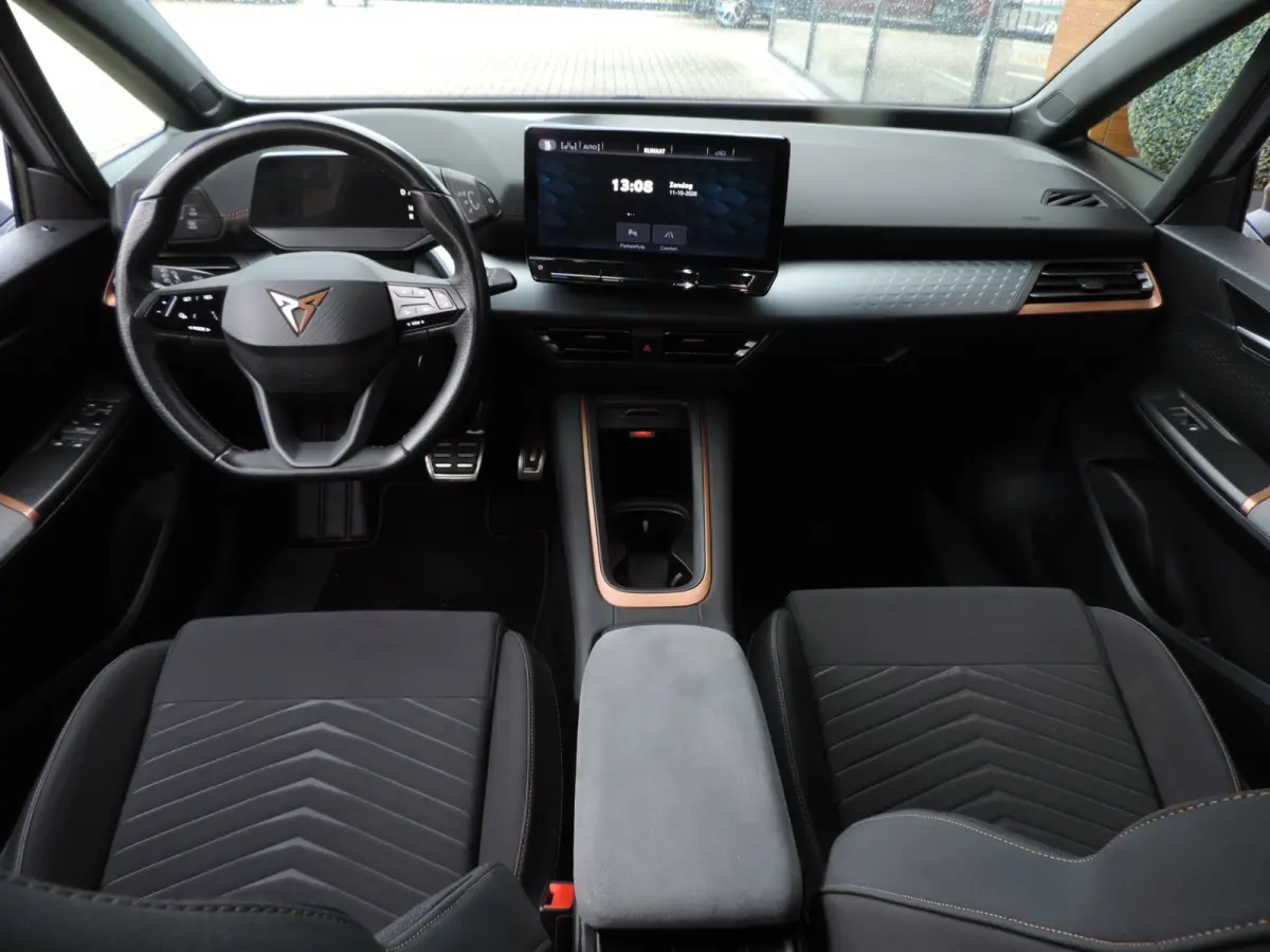 Adrenaline One 62 kWh 85.000km | 19'' | 1e Eig | NLauto | ECC | Camera | Privglas | Keyless | Stoel/stuurverw | Sfeerve