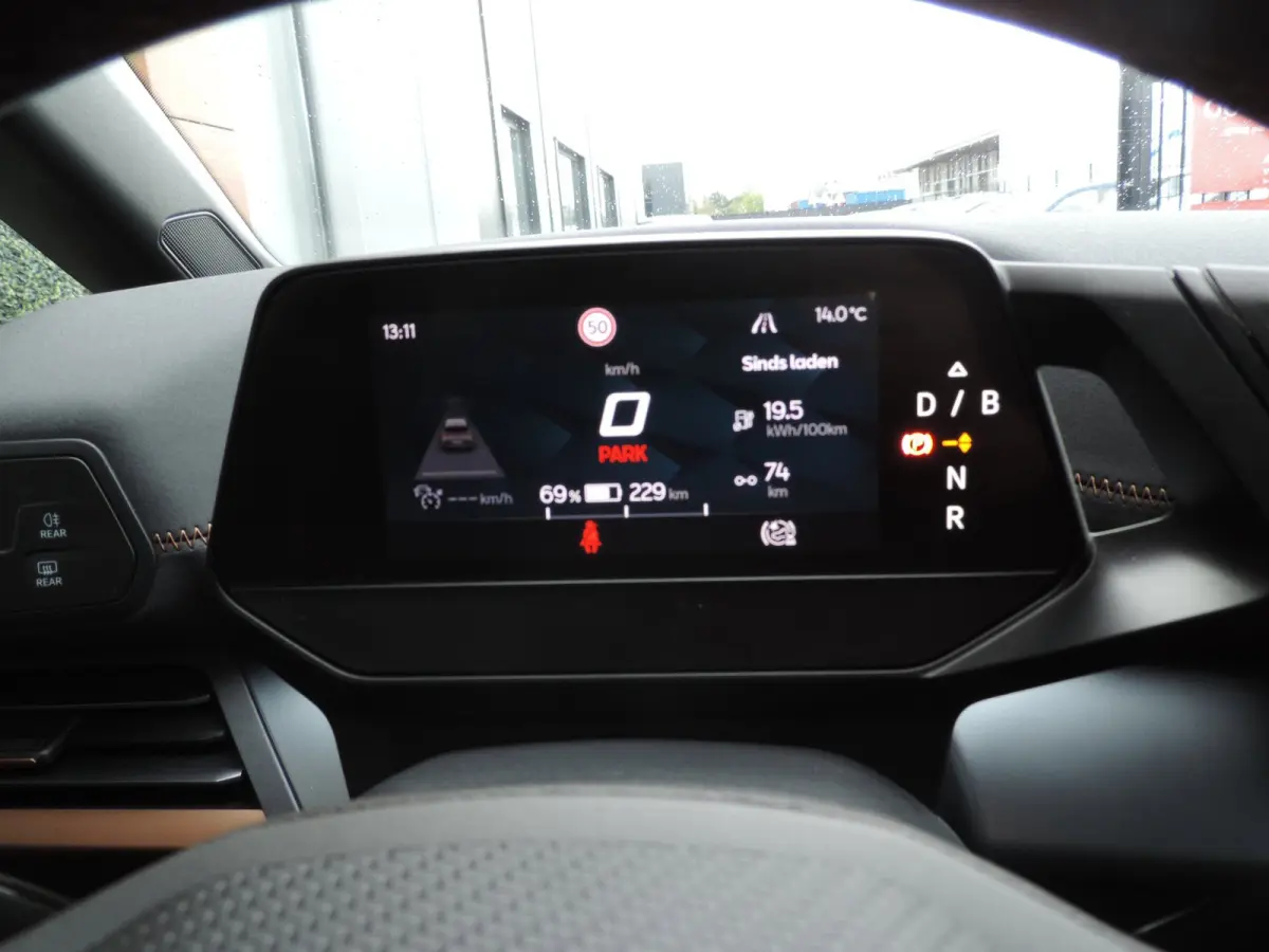 Adrenaline One 62 kWh 85.000km | 19'' | 1e Eig | NLauto | ECC | Camera | Privglas | Keyless | Stoel/stuurverw | Sfeerve