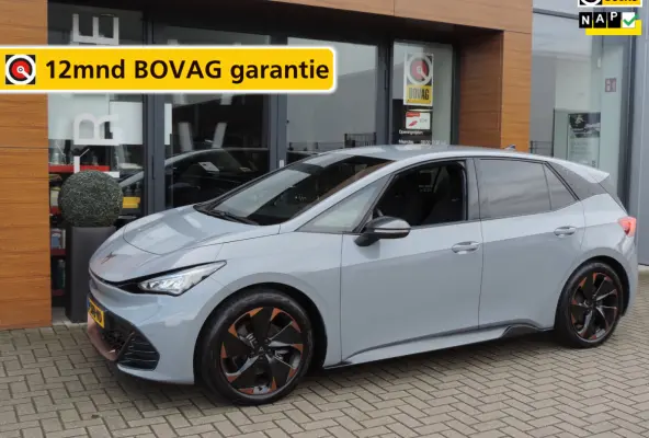 Adrenaline One 62 kWh 85.000km | 19'' | 1e Eig | NLauto | ECC | Camera | Privglas | Keyless | Stoel/stuurverw | Sfeerve