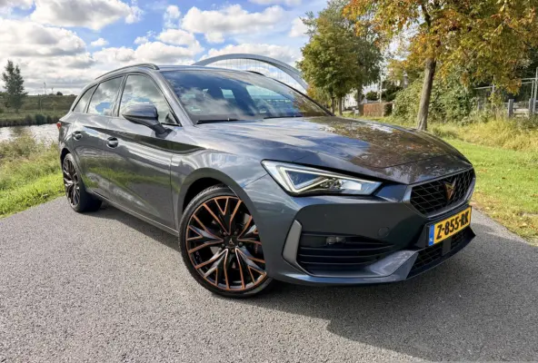 1.4 e-Hybrid VZ Adrenaline |245pk|