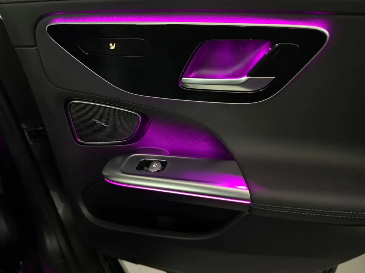 300 e AMG Line Pano,Burmester,ACC /Memory-Stoelen / 360Graden-Camera / Night-Pakket /