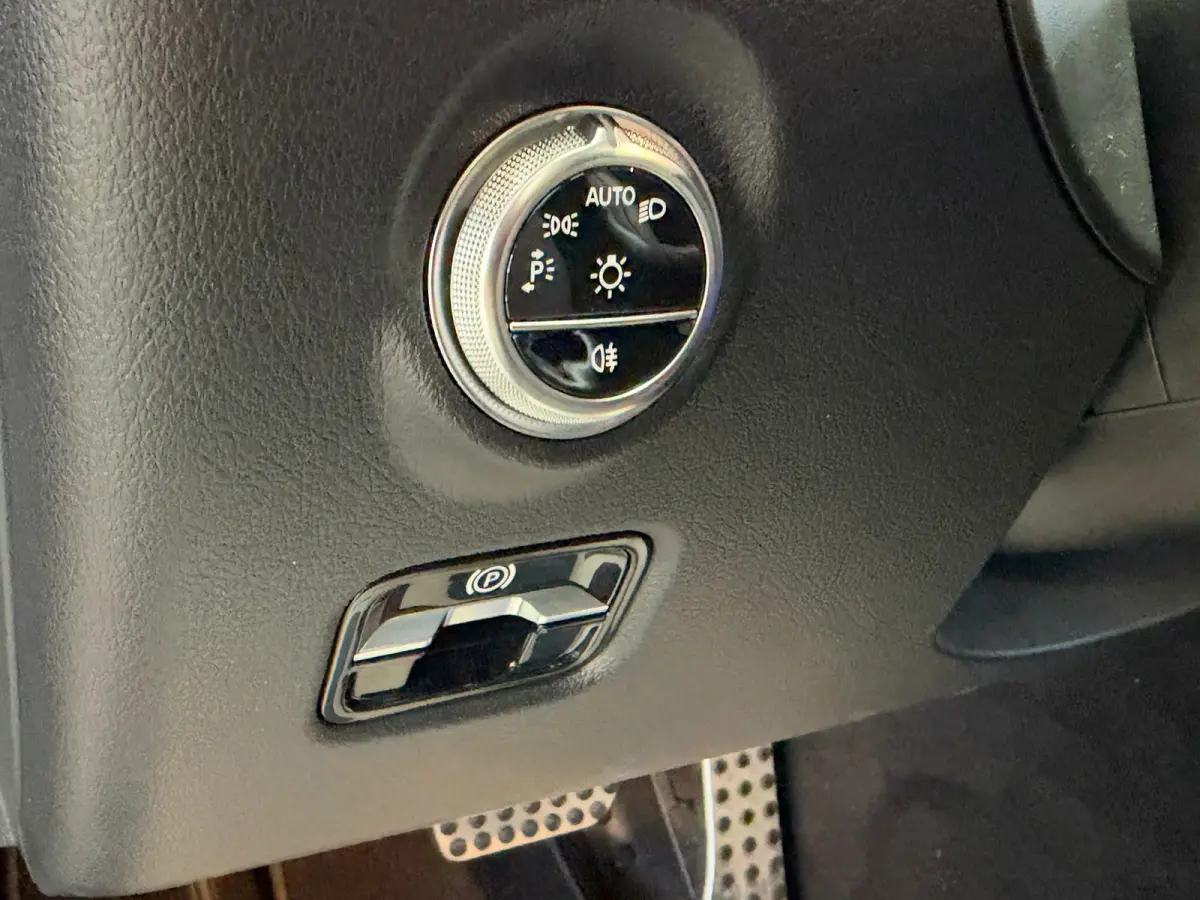 300 e AMG Line Pano,Burmester,ACC /Memory-Stoelen / 360Graden-Camera / Night-Pakket /