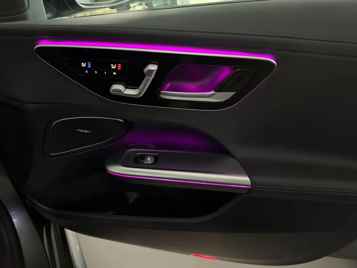 300 e AMG Line Pano,Burmester,ACC /Memory-Stoelen / 360Graden-Camera / Night-Pakket /