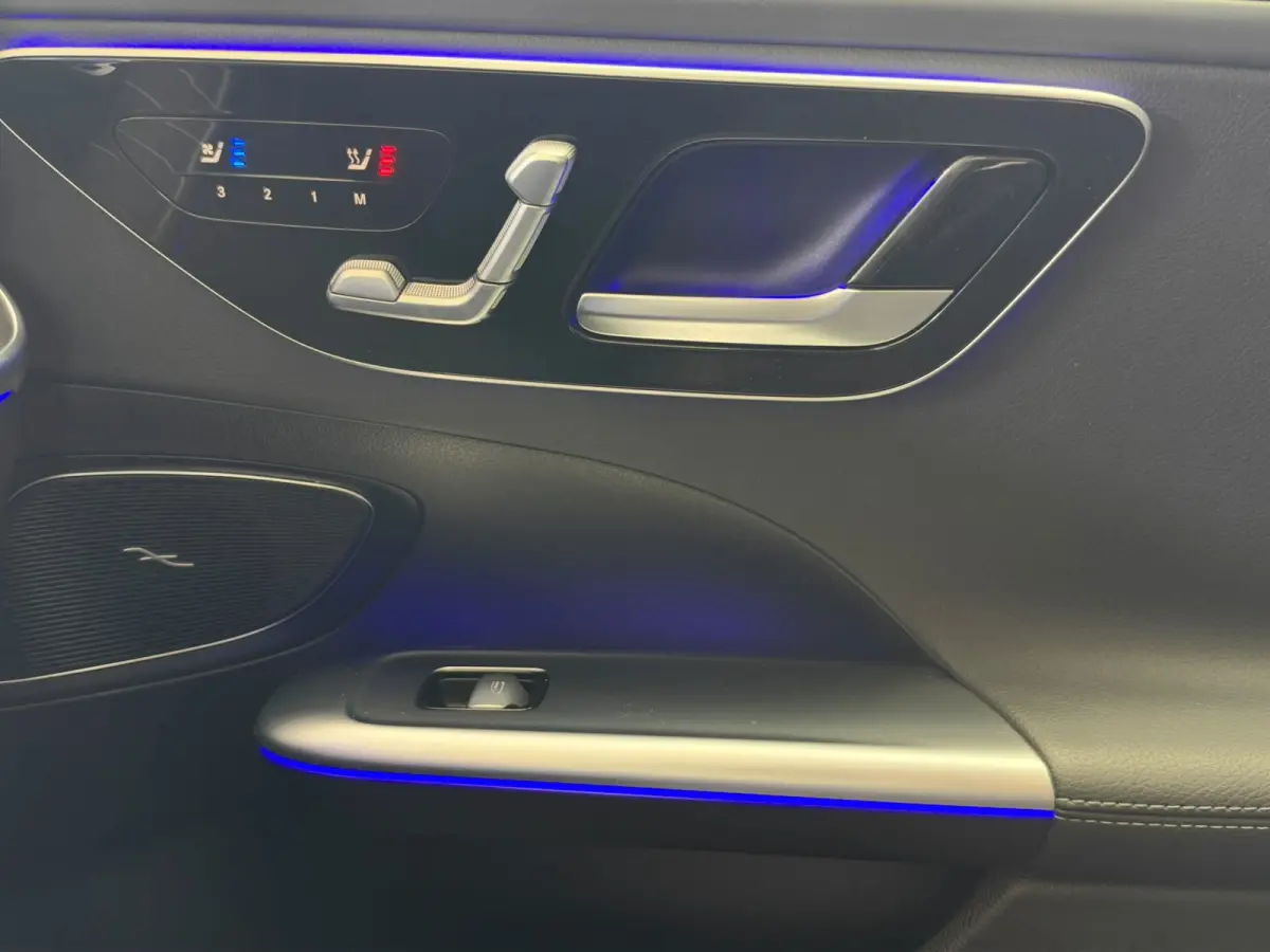300 e AMG Line Pano,Burmester,ACC /Memory-Stoelen / 360Graden-Camera / Night-Pakket /