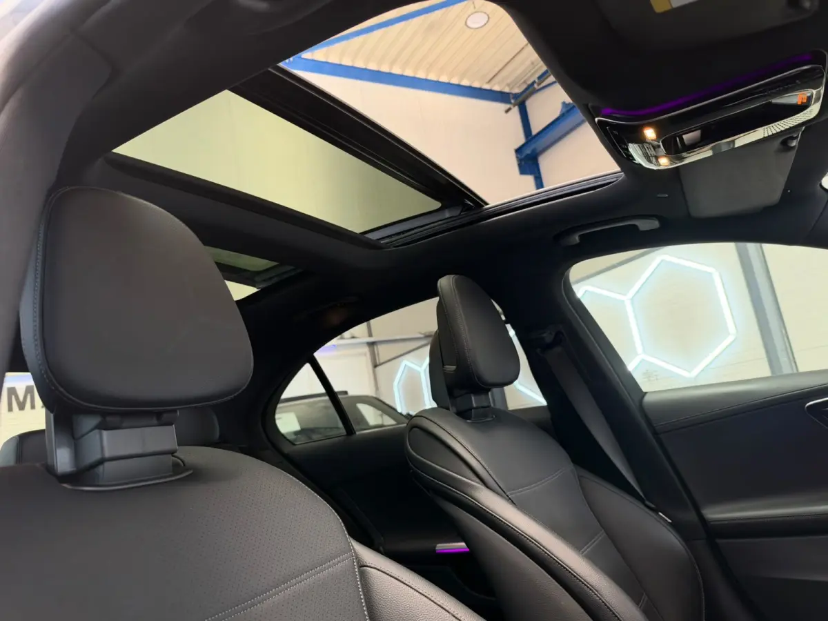 300 e AMG Line Pano,Burmester,ACC /Memory-Stoelen / 360Graden-Camera / Night-Pakket /
