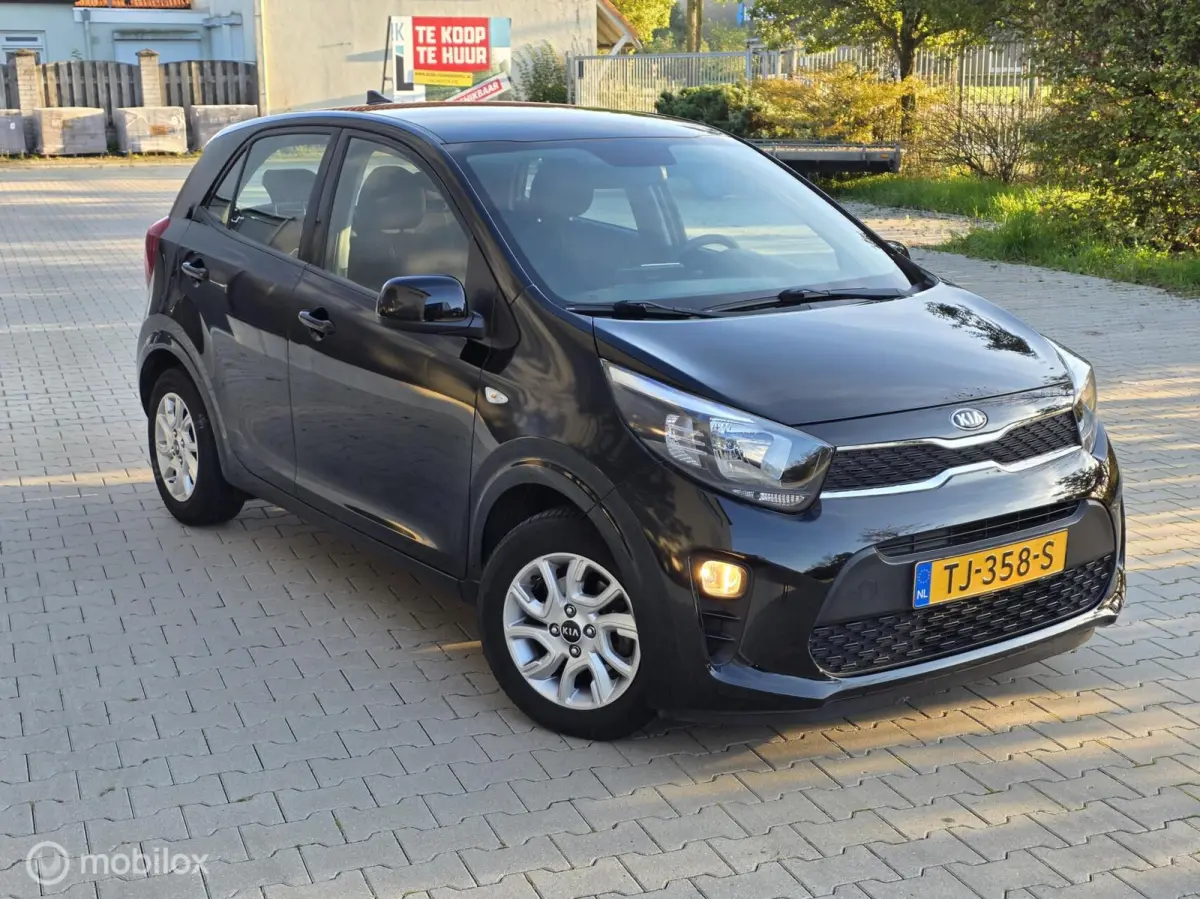 1.0 CVVT ComfortPlusLine Navigator 55.000 km!