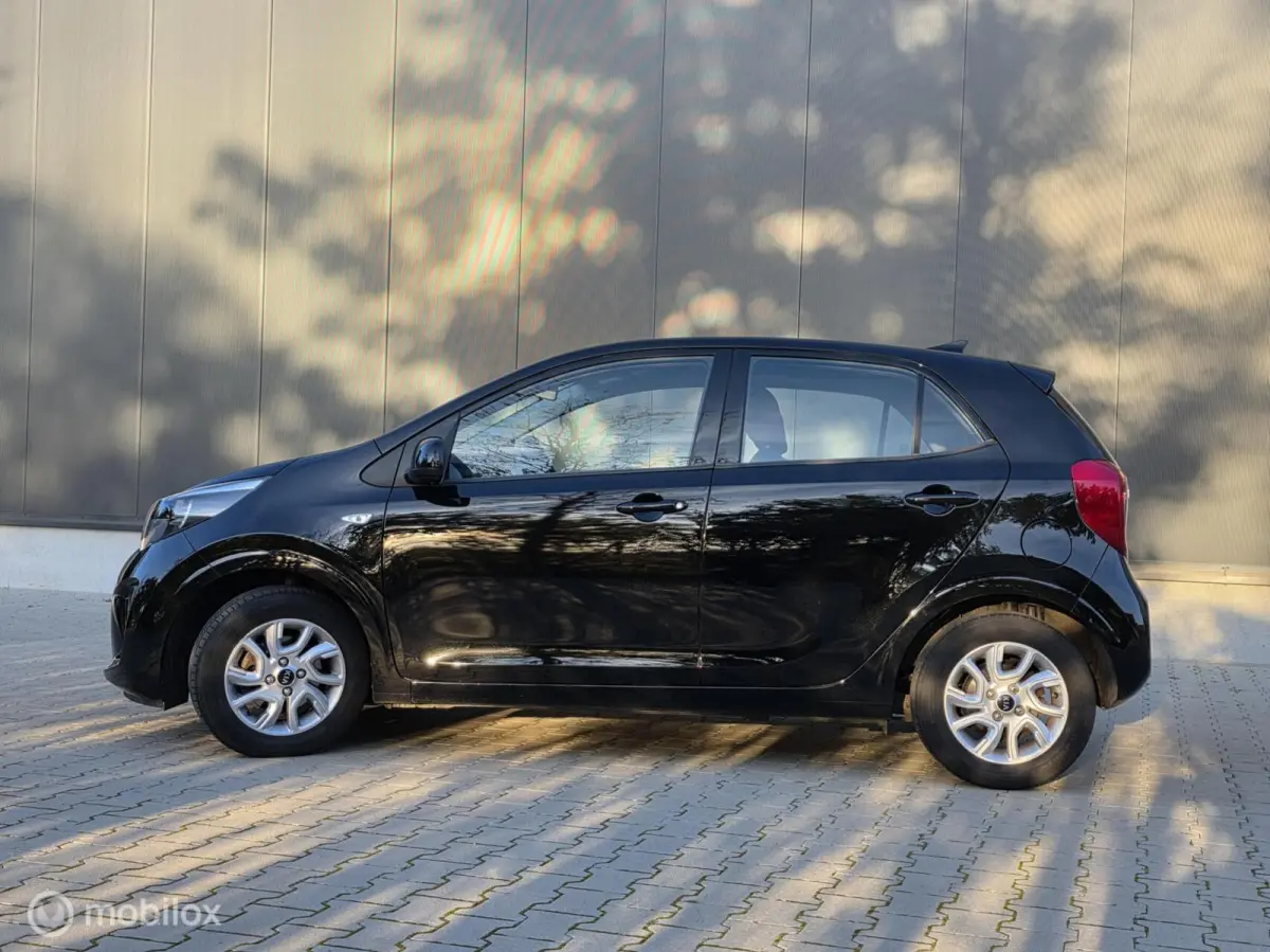 1.0 CVVT ComfortPlusLine Navigator 55.000 km!