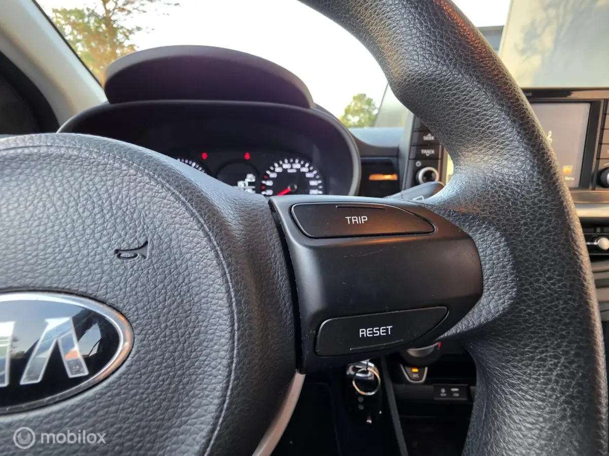 1.0 CVVT ComfortPlusLine Navigator 55.000 km!