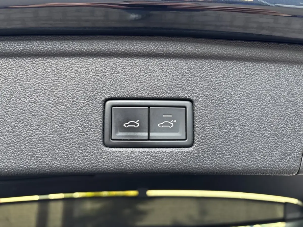 3.0 TSI R EHYBRID 4MOTION PANO-DAK/360CAMERA/TREKHAAK/STOEL-VENTILATIE/MASSAGE