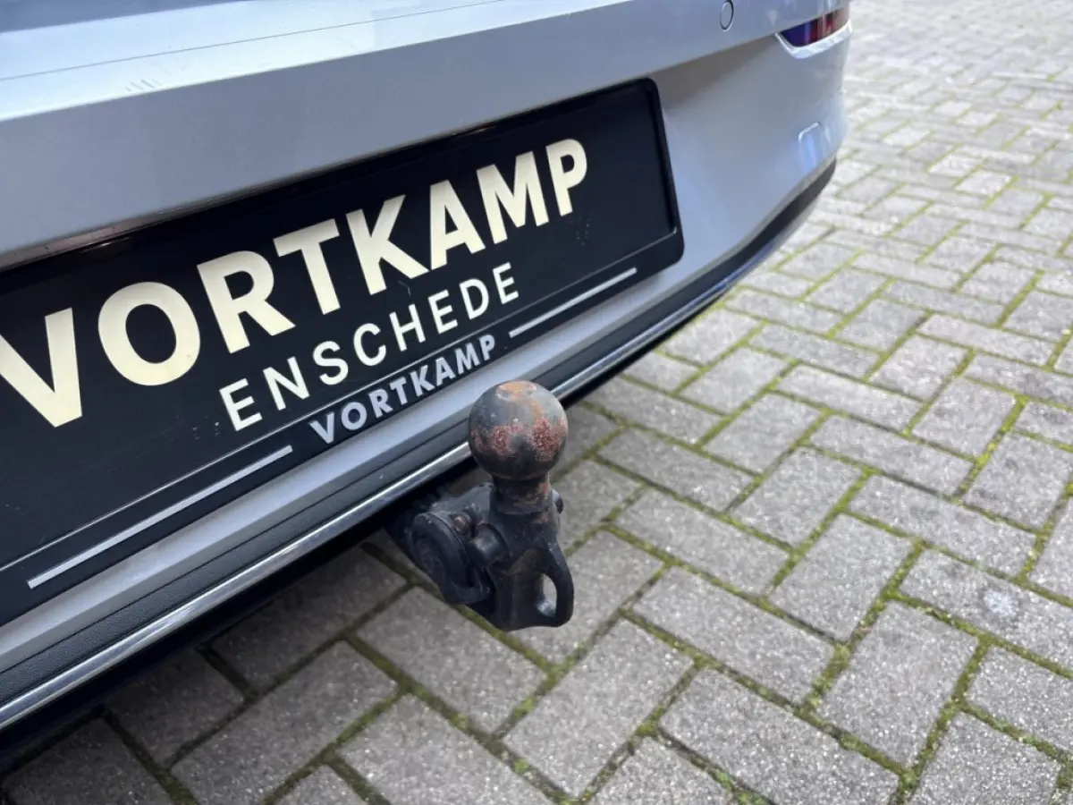 1.4 TSI GTE e-HYBRID LEDER-VENTILATIE/CAMERA/TREKHAAK/ACC/NAVI/IQ-LIGHTS