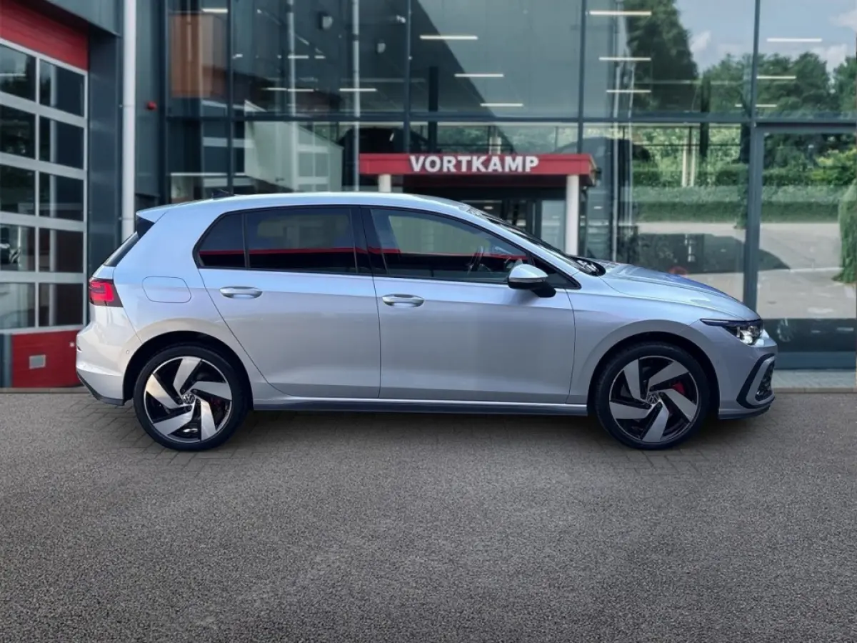 1.4 TSI GTE e-HYBRID LEDER-VENTILATIE/CAMERA/TREKHAAK/ACC/NAVI/IQ-LIGHTS