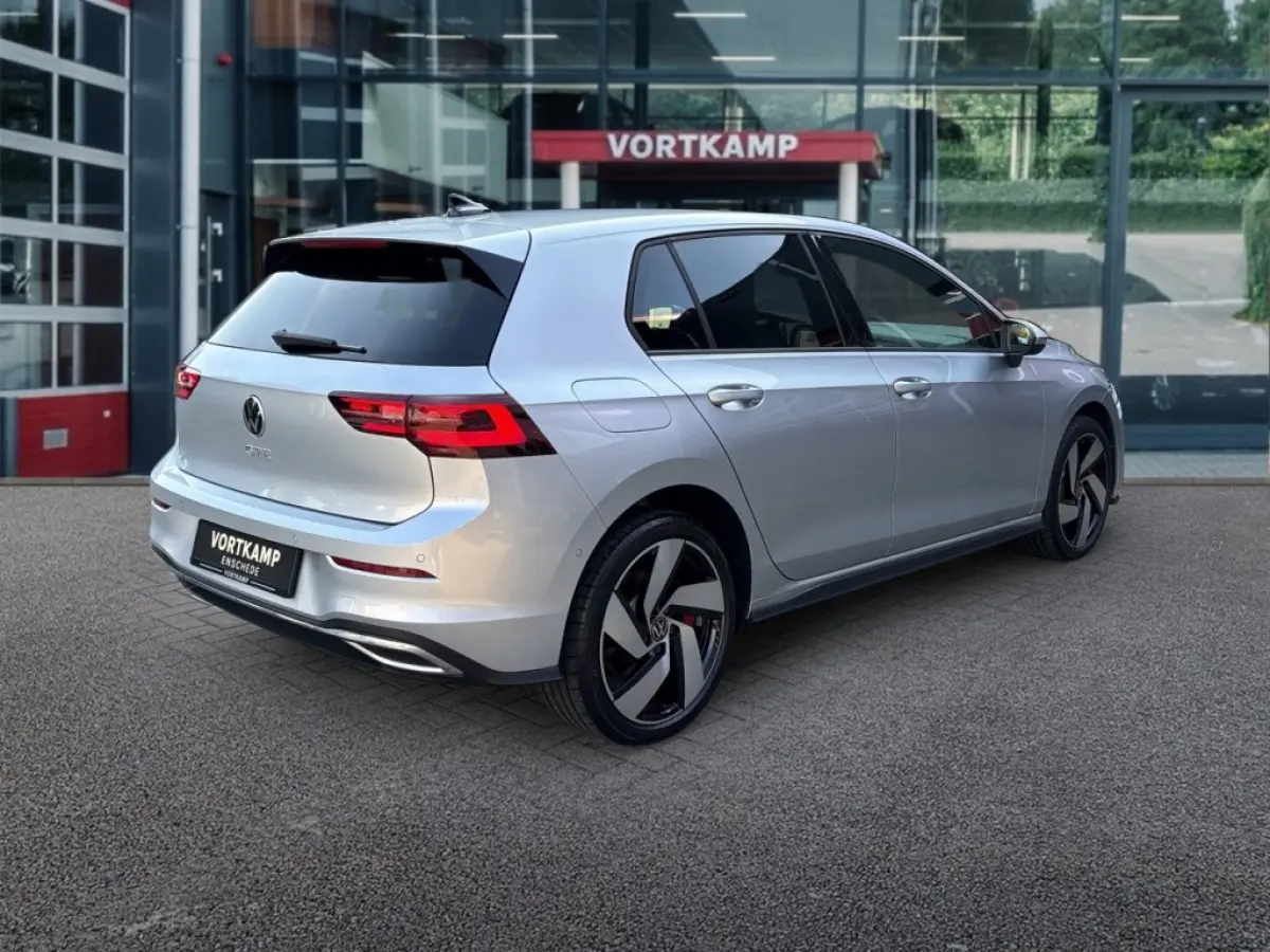 1.4 TSI GTE e-HYBRID LEDER-VENTILATIE/CAMERA/TREKHAAK/ACC/NAVI/IQ-LIGHTS
