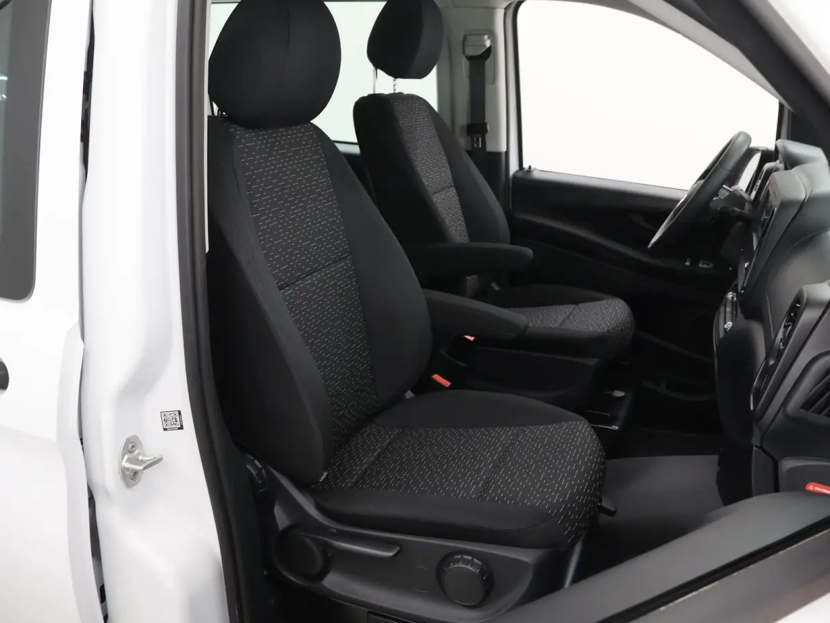 129 PRO L2 90 kWh | Snelladen 110 KWh | Parkeerpakket | Comfortbestuurdersstoel | Dodehoekassistent | Navigatie | 360KM range |