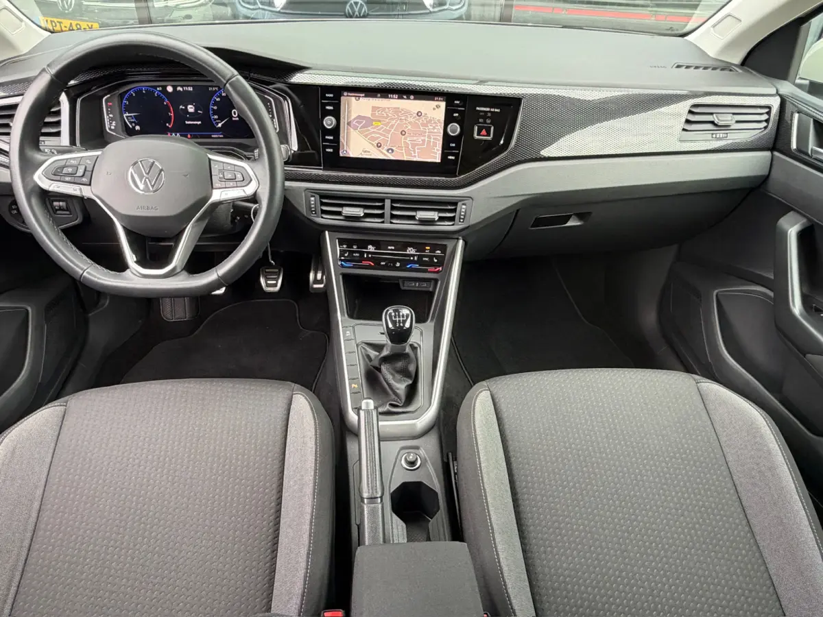 1.0 TSI Active 95pk | Virtual Cockpit | Climate | Stoelverwarming | Adapt. Cruise | Carplay | Parkeersensoren | Rijklaar incl. garantie