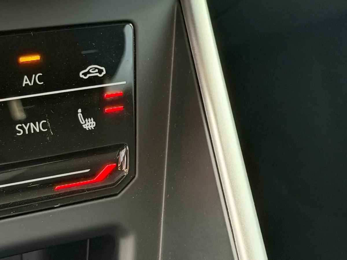 1.0 TSI Active 95pk | Virtual Cockpit | Climate | Stoelverwarming | Adapt. Cruise | Carplay | Parkeersensoren | Rijklaar incl. garantie