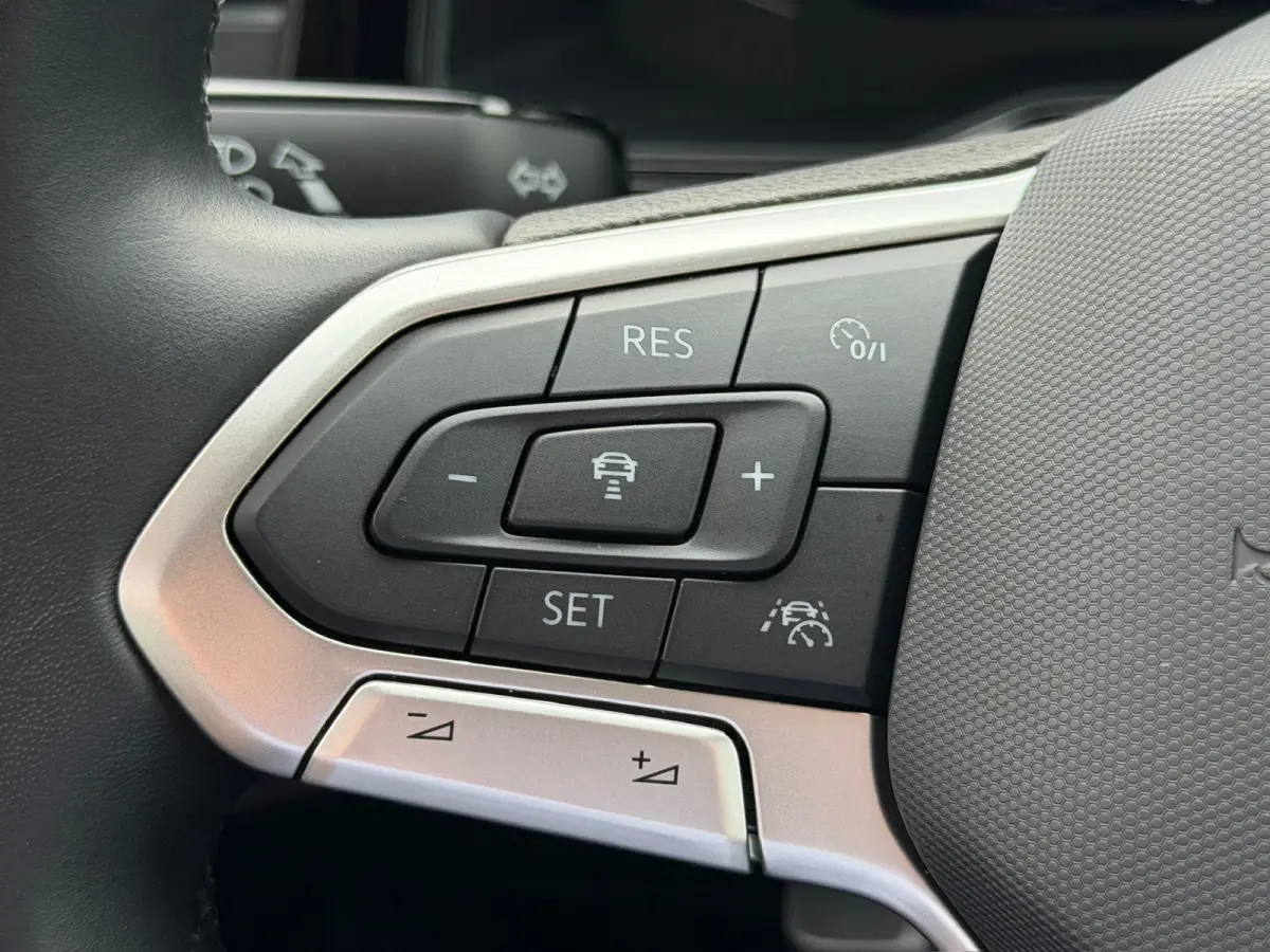 1.0 TSI Active 95pk | Virtual Cockpit | Climate | Stoelverwarming | Adapt. Cruise | Carplay | Parkeersensoren | Rijklaar incl. garantie