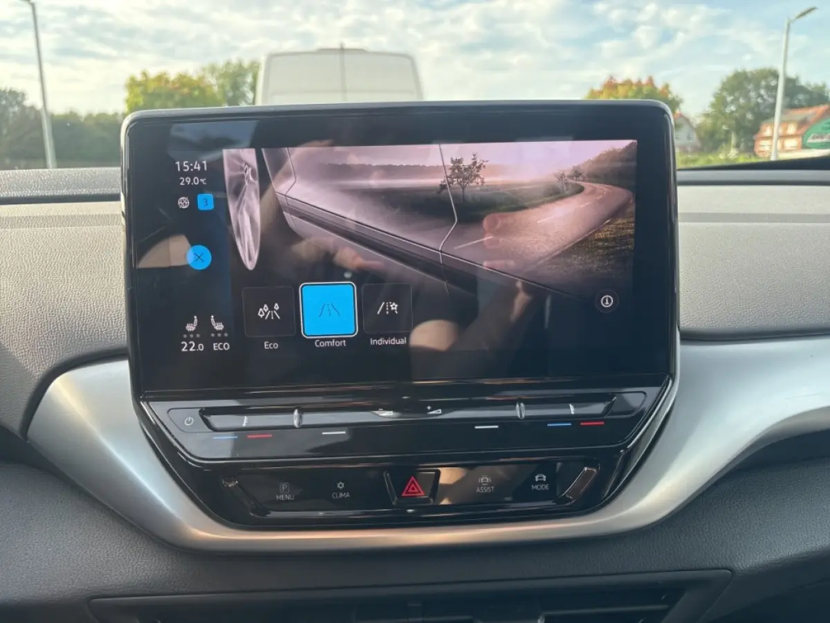 54PURE PDC/ACC/STANDKACHEL/STOELVERW/NAVI/CARPLAY
