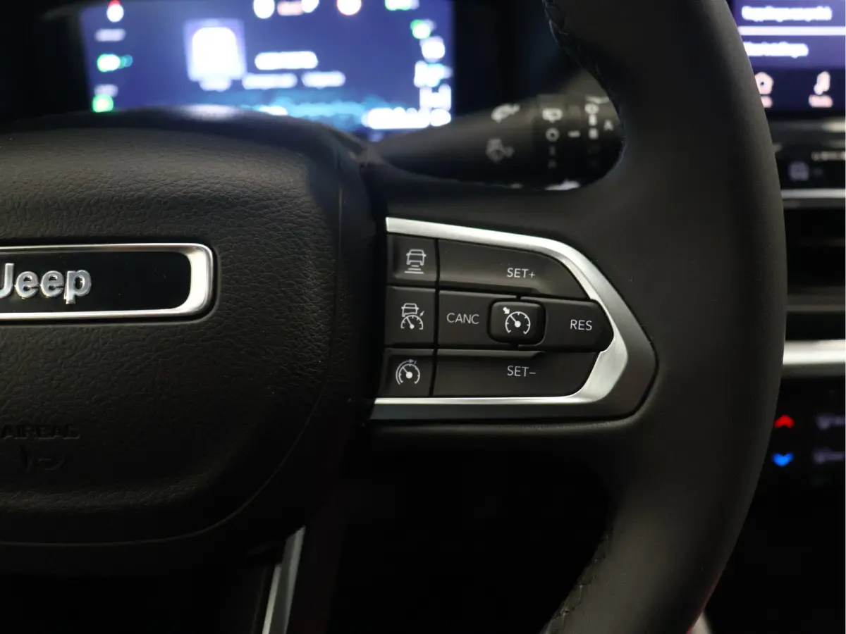 4xe 240 Plug-in Hybrid S 4WD [APPLE CARPLAY, ANDROID, ELEKTRISCH VERSTELBARE STOELEN, ACHTERUITRIJCAMERA, CRUISE, PDC V+A, CLIMATE, DIGITAL DASH]