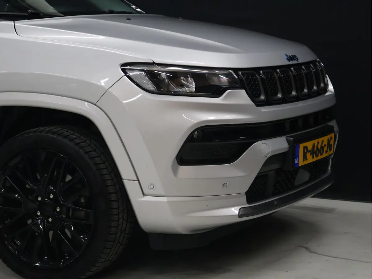 4xe 240 Plug-in Hybrid S 4WD [APPLE CARPLAY, ANDROID, ELEKTRISCH VERSTELBARE STOELEN, ACHTERUITRIJCAMERA, CRUISE, PDC V+A, CLIMATE, DIGITAL DASH]