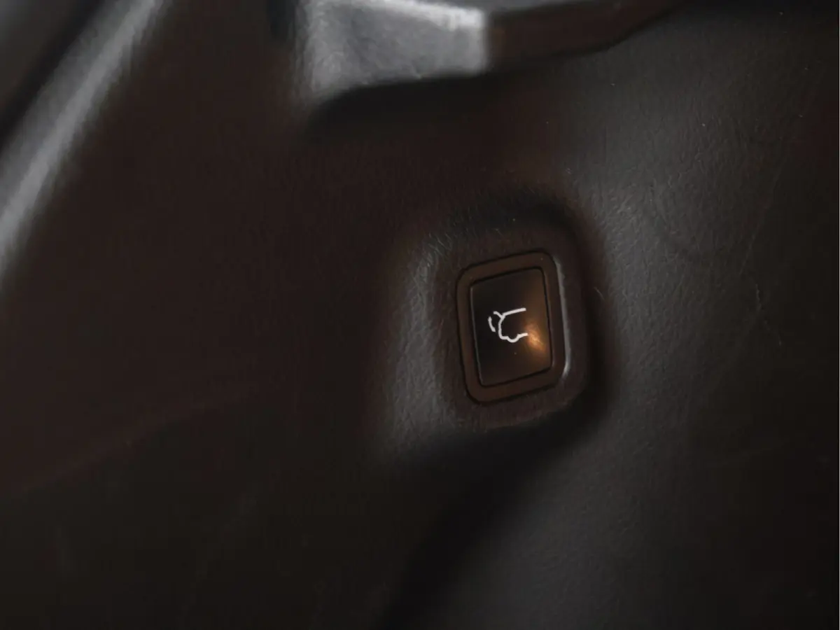 4xe 240 Plug-in Hybrid S 4WD [APPLE CARPLAY, ANDROID, ELEKTRISCH VERSTELBARE STOELEN, ACHTERUITRIJCAMERA, CRUISE, PDC V+A, CLIMATE, DIGITAL DASH]