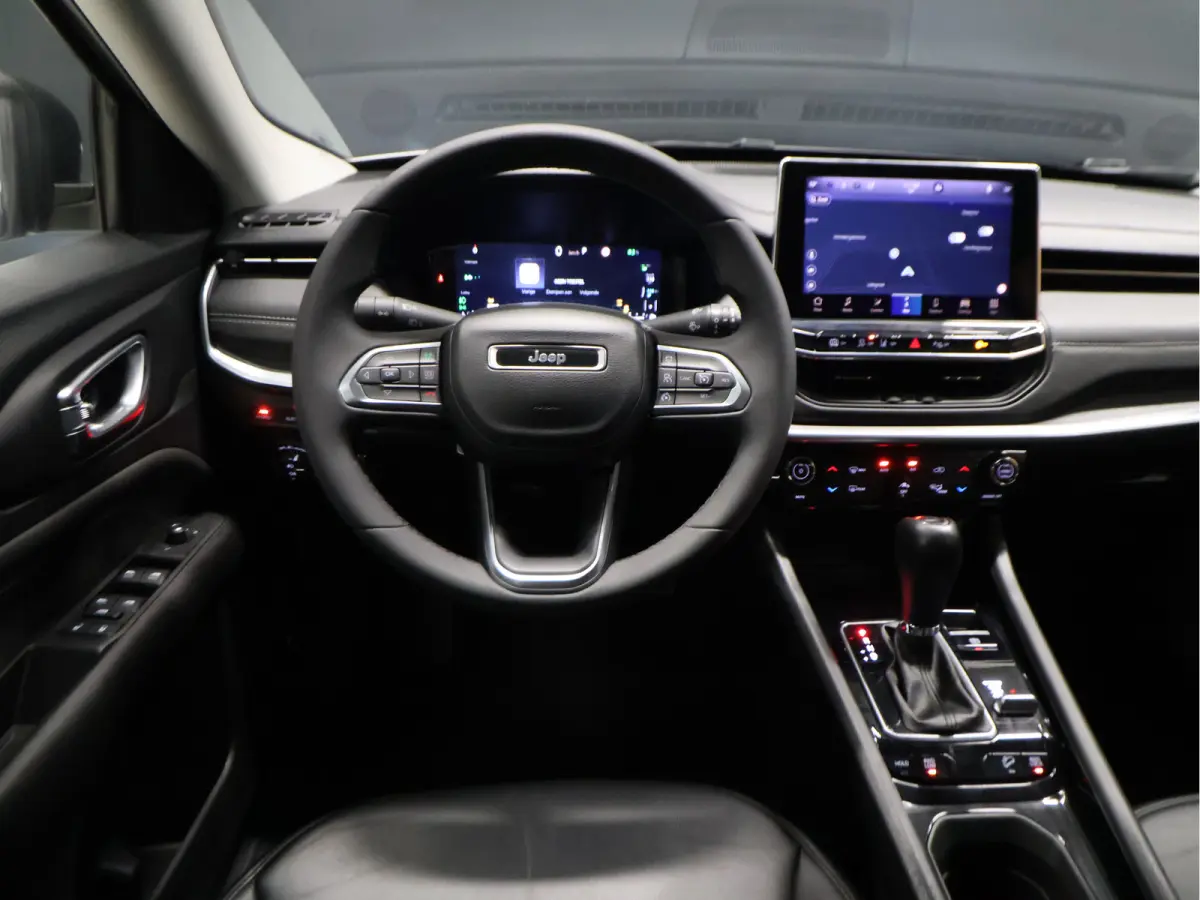 4xe 240 Plug-in Hybrid S 4WD [APPLE CARPLAY, ANDROID, ELEKTRISCH VERSTELBARE STOELEN, ACHTERUITRIJCAMERA, CRUISE, PDC V+A, CLIMATE, DIGITAL DASH]