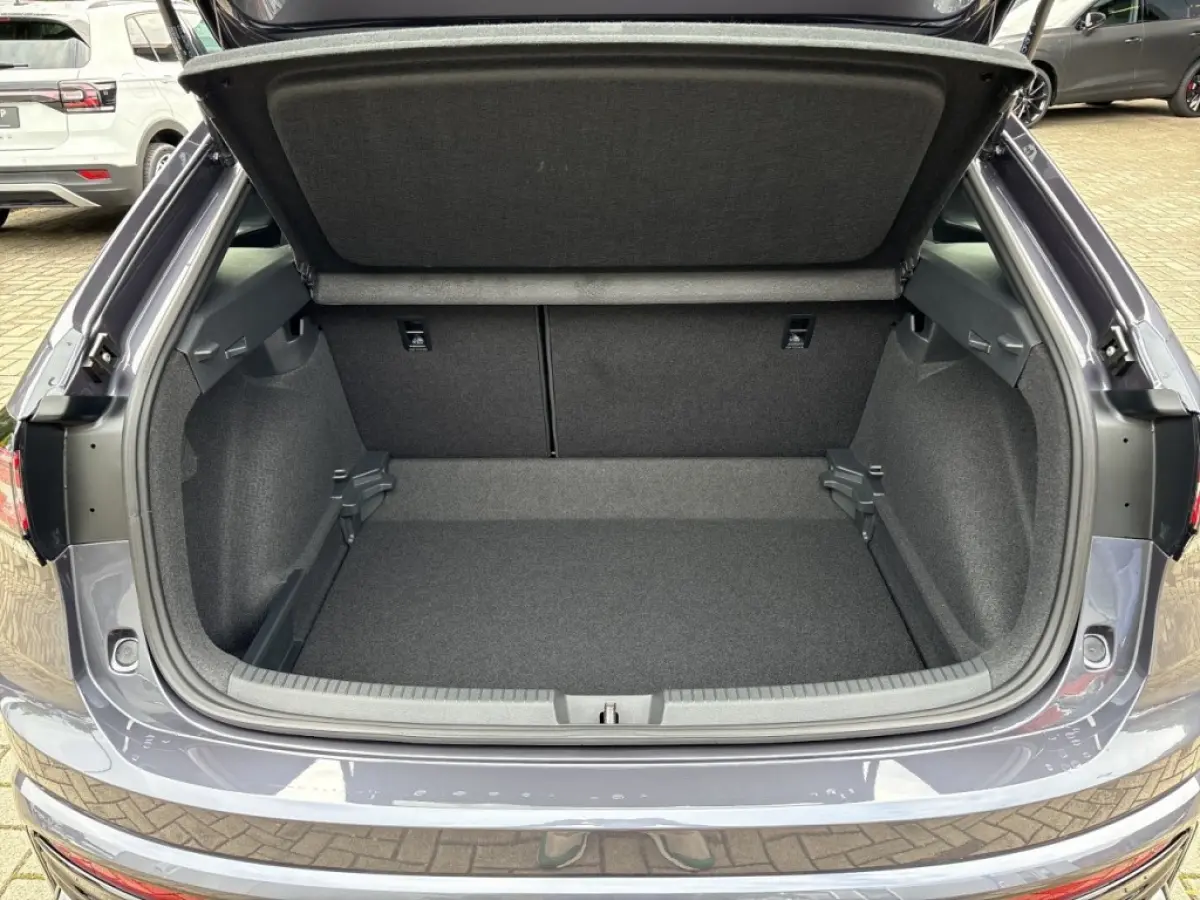 1.5 TSI DSG R-LINE BLACK STYLE AFN.TREKHAAK/CAMERA/ACC/IQ/STOELVERW