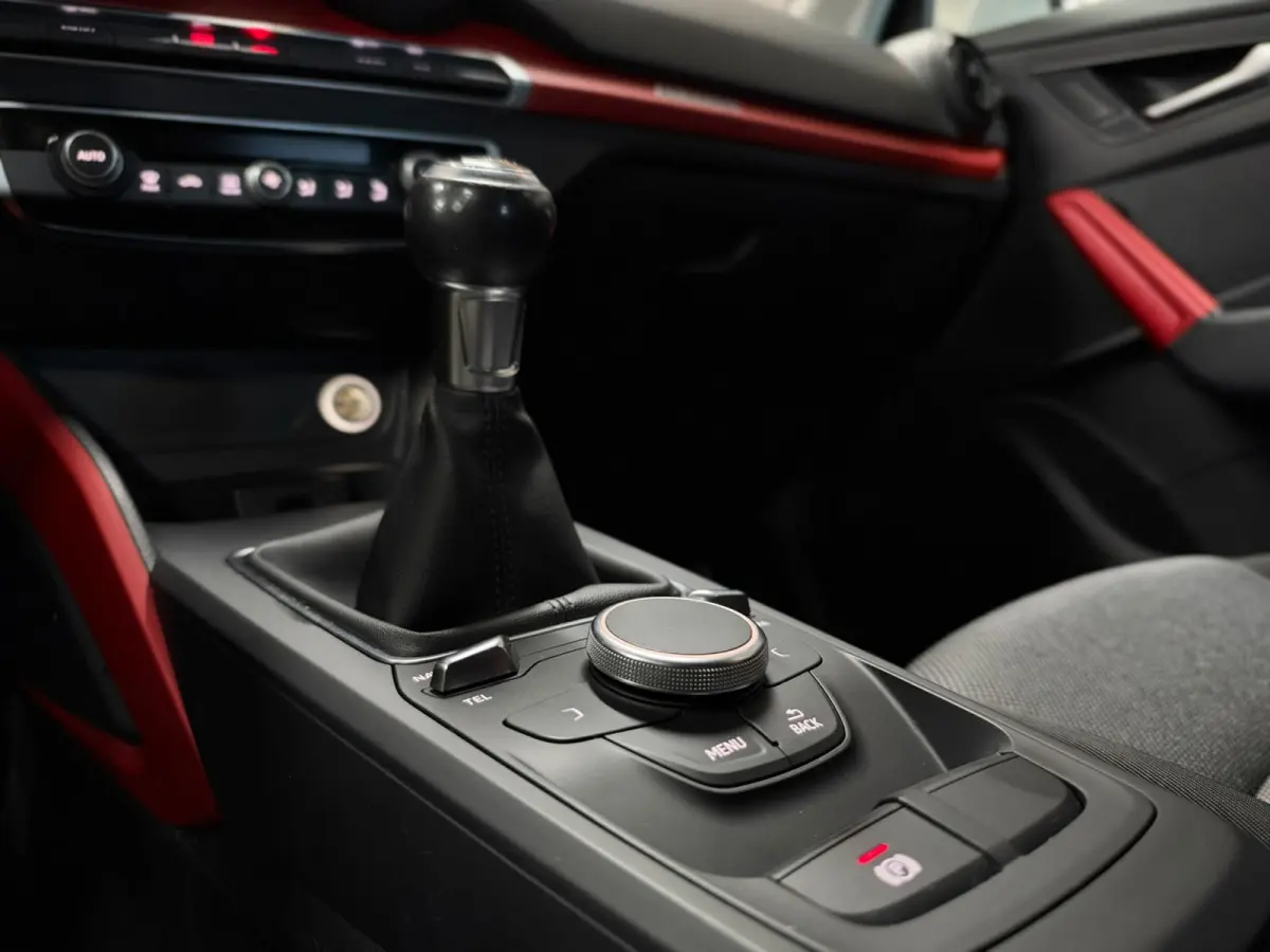 30 TFSI Sport Pro Line